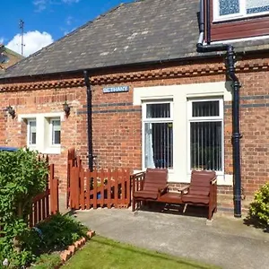 Holiday home The Station Master's Office, Loftus